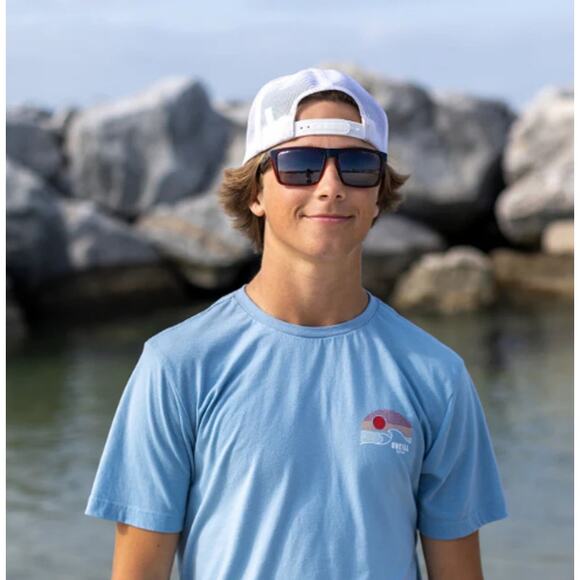 QWAVE Collection Jay Polarized Sunglasses, Shiny Black / Grey Spray - Picture 3 of 5